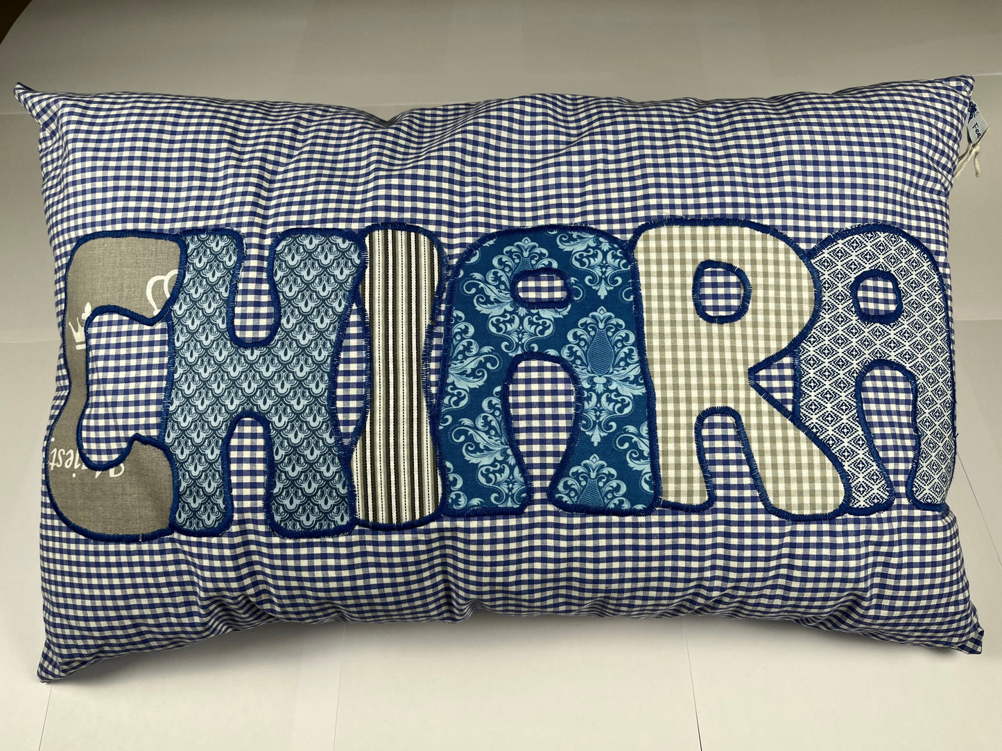 Kissen mit Wunschnamen MUSTER blau 1