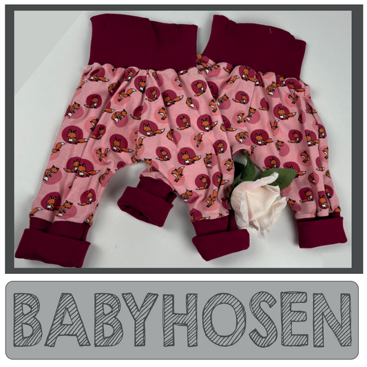 Handgemachte Babyhose