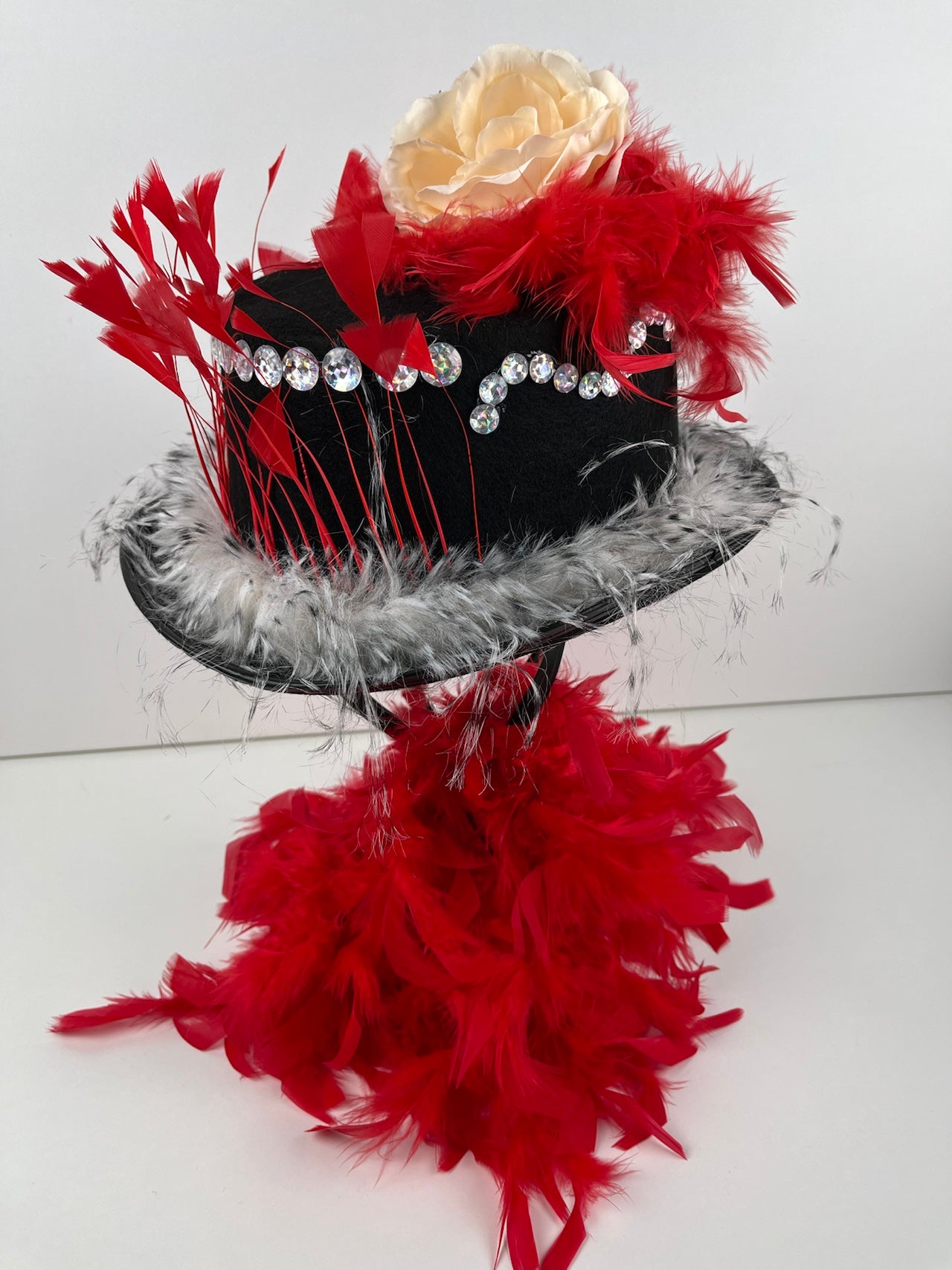 Ausgefallene Karnevals-Hüte