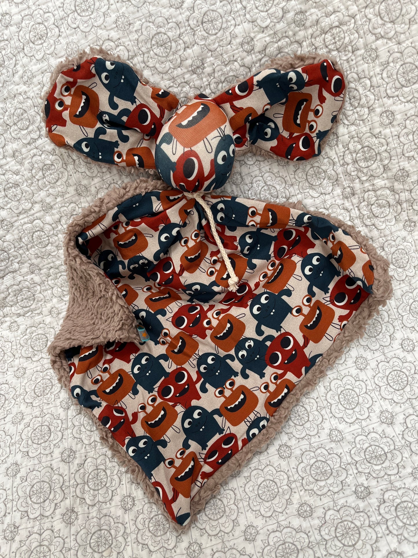 Schmusehase Monstonello